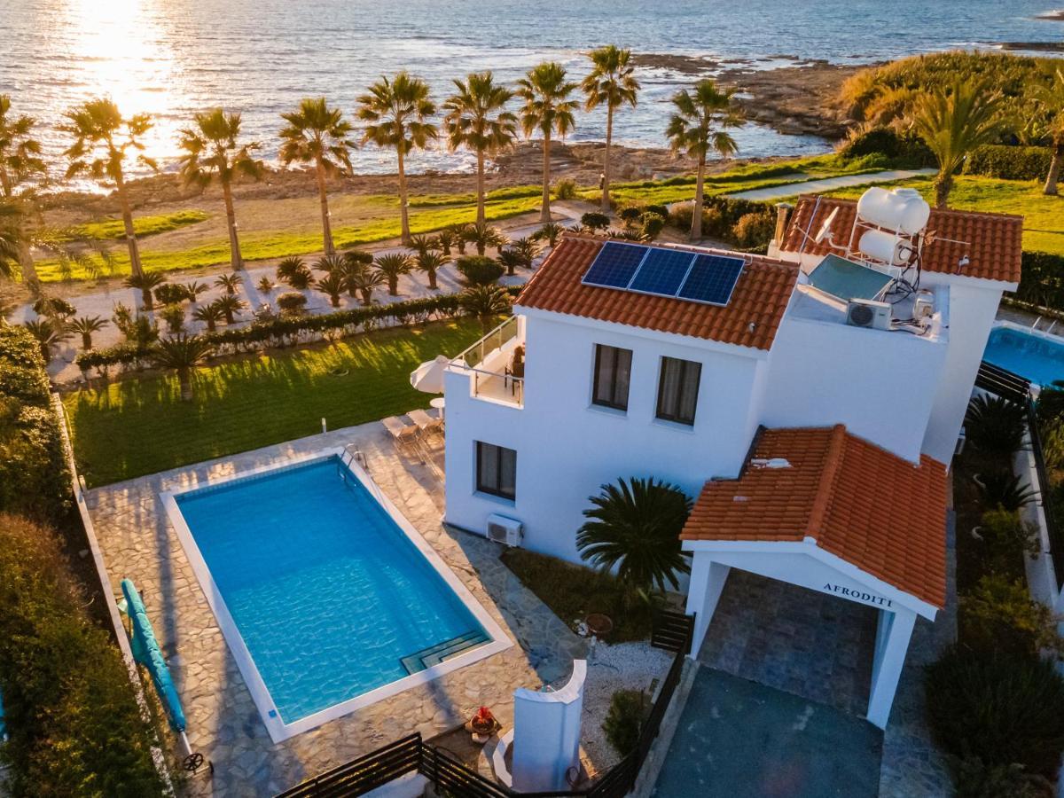 Platzia Beach Villas Пафос Екстериор снимка